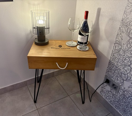 Beistelltisch aus alter